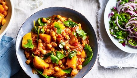 Vegan chickpea curry jacket potatoes